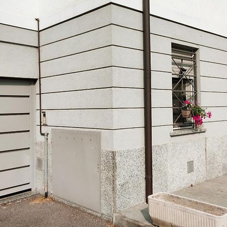 Grey House Pavia Con Box Privato Apartman Kültér fotó