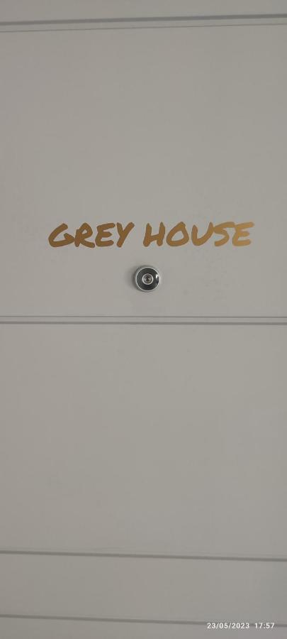 Grey House Pavia Con Box Privato Apartman Kültér fotó